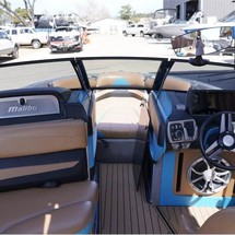 Malibu Wakesetter 23 LSV