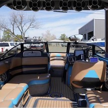 Malibu Wakesetter 23 LSV