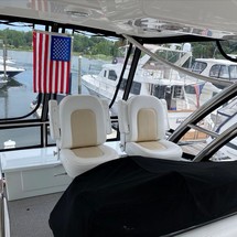 Sea Ray 47 Sedan Bridge