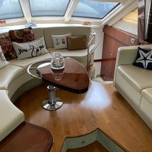 Sea Ray 47 Sedan Bridge