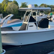 Cobia 217 center console
