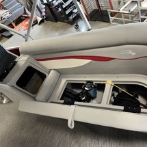 Bennington 24 sbrx