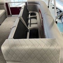 Bennington 24 sbrx