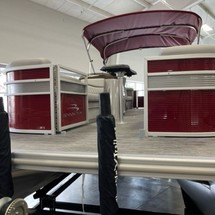 Bennington 24 sbrx