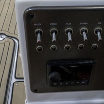 Hurricane 201 sundeck sport