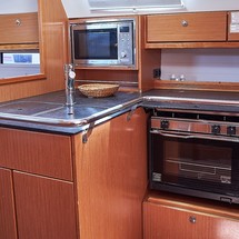 Bavaria Cruiser 36