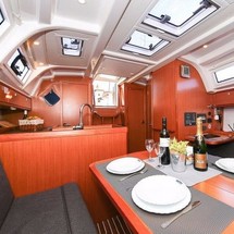 Bavaria 37 Cruiser