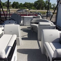 Sunchaser Boats Oasis 20 Fish-n-Cruise