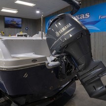 Hurricane 201 sundeck sport