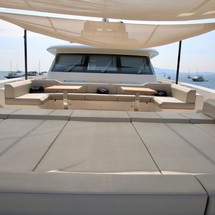 Custom Line Navetta 37