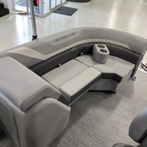 Bennington 24 sbrx