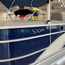 Bennington 24 sbrx