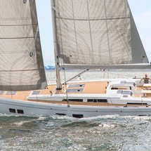 Hanse 548