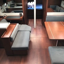 Beneteau Oceanis 51.1