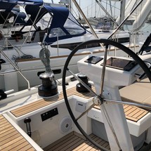 Beneteau Oceanis 51.1