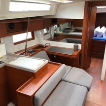 Beneteau Oceanis 51.1