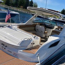 Sea Ray 350 SLX