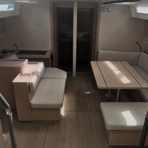 Beneteau Oceanis 51.1