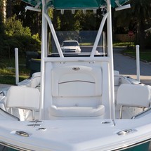 Sea Ray hunt ultra 211