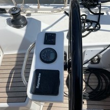 Dufour 390