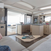 Fountaine Pajot Saona 47