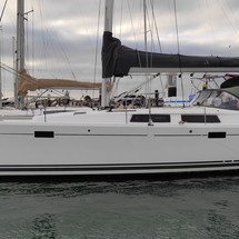 Hanse 415
