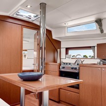 Beneteau Oceanis 38