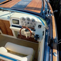 Chris-Craft Corsair 34