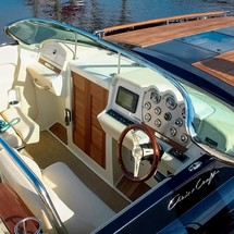 Chris-Craft Corsair 34