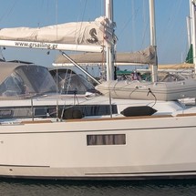 Beneteau Oceanis 38.1
