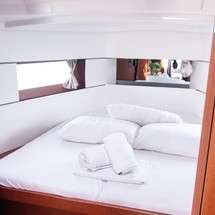 Beneteau Oceanis 38.1