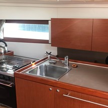 Beneteau Oceanis 38