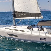 Beneteau Oceanis 51.1