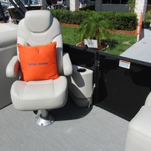 Starcraft Marine SLS 1