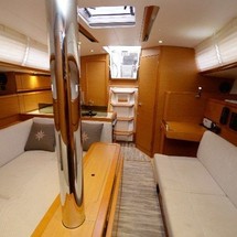 Jeanneau Sun Odyssey 379