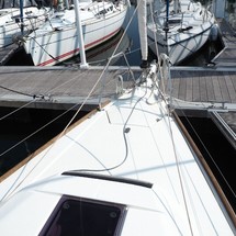 Dufour 360