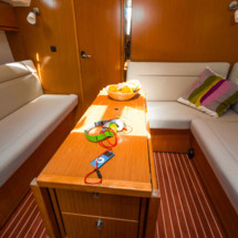 Bavaria Cruiser 36