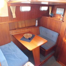Falcon Yachts 100