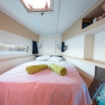Fountaine Pajot Helia 44