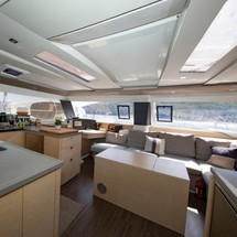 Fountaine Pajot Helia 44