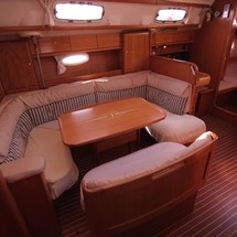Bavaria 42 Cruiser