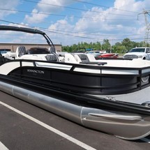 Bennington 24 sbrx