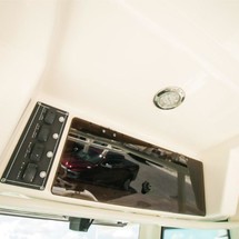 Boston Whaler 320 Outrage