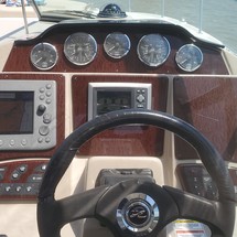 Sea Ray 330 Sundancer