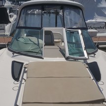 Sea Ray 330 Sundancer