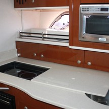 Sea Ray 330 Sundancer