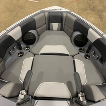 Malibu Wakesetter 23 LSV