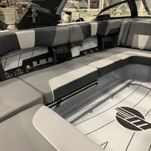 Malibu Wakesetter 23 LSV