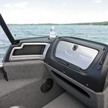 Lund Boats 1675 Impact SS