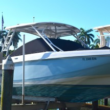 Boston Whaler 270 Vantage